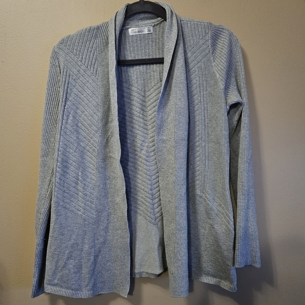 89th And Madison Women's Size S Gray Knit Open Cardigan